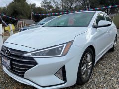 ELANTRA HYUNDAI