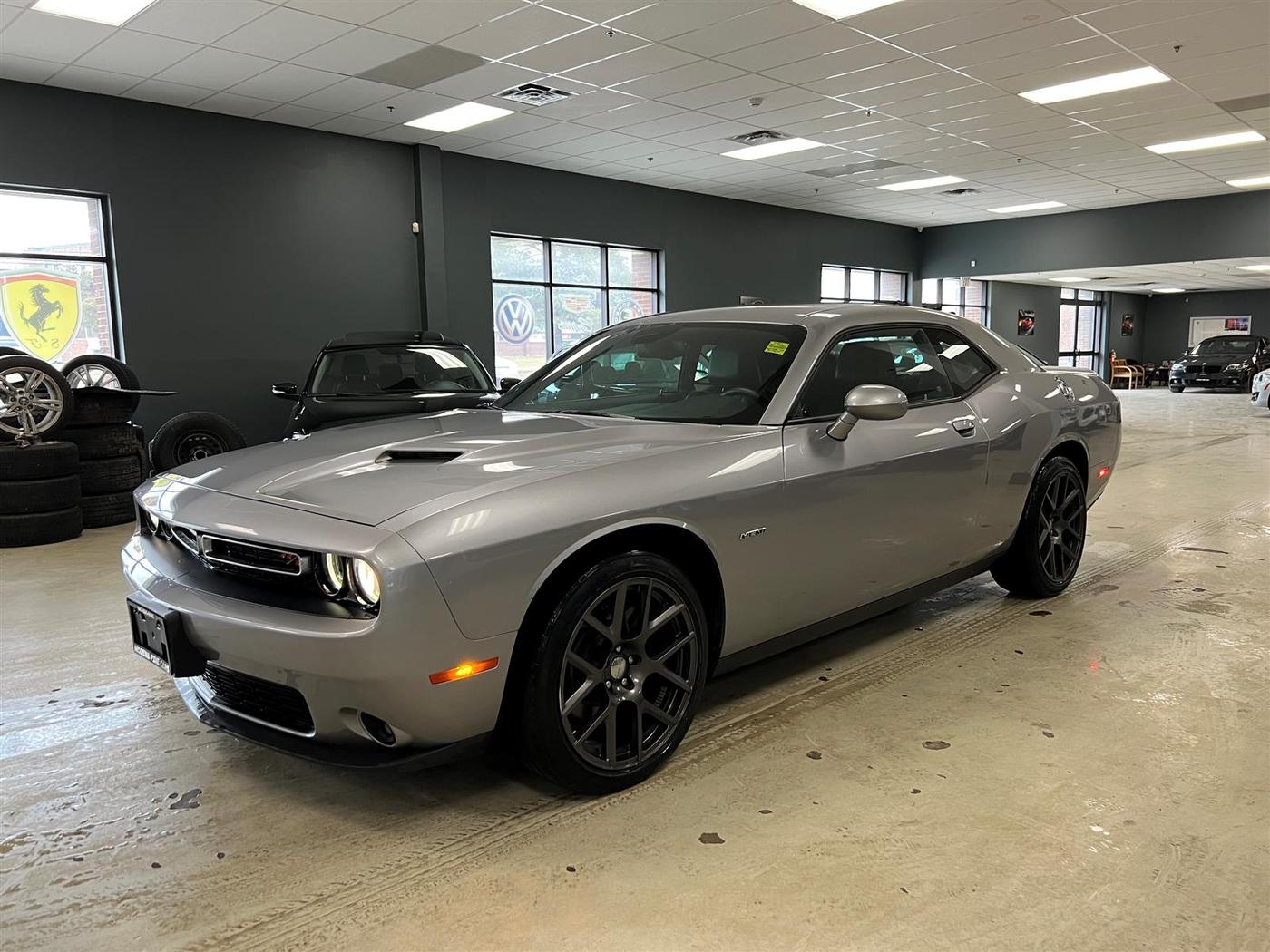 2016 Dodge Challenger 2DR CPE R-T*V8*ONE OWNER*LOW KM*6-SPEED MANUAL*